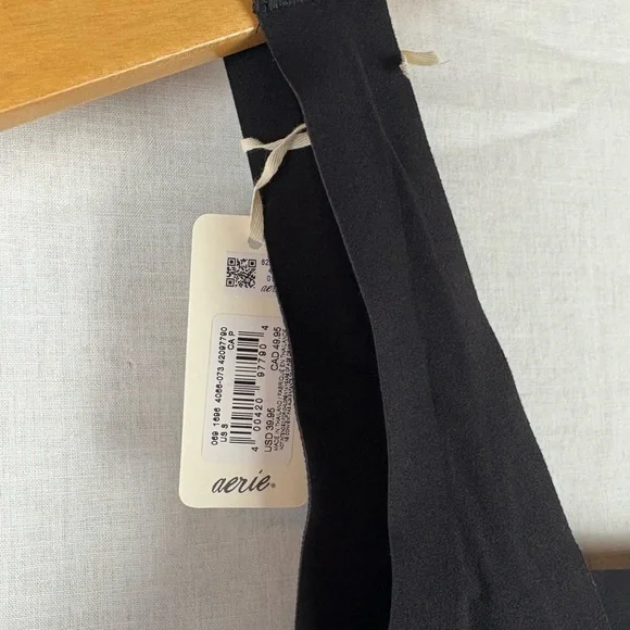 NWT Aerie Smoothez Square Neck Tank Top - Picture 4 of 5